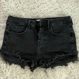 Black Forever 21 jean shorts
